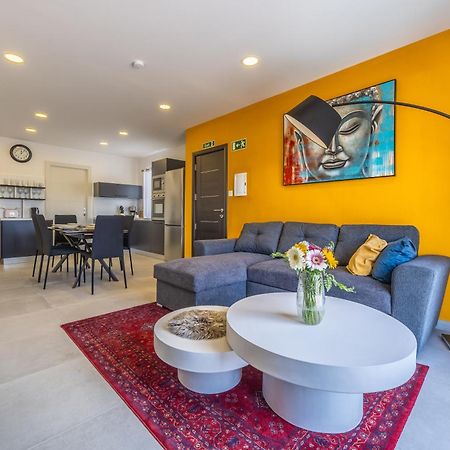 Sleek & Stylish 2Br Accommodation With Large Private Terrace - Close To Saint Julian'S & Tigne Shopping Mall Sliema Luaran gambar