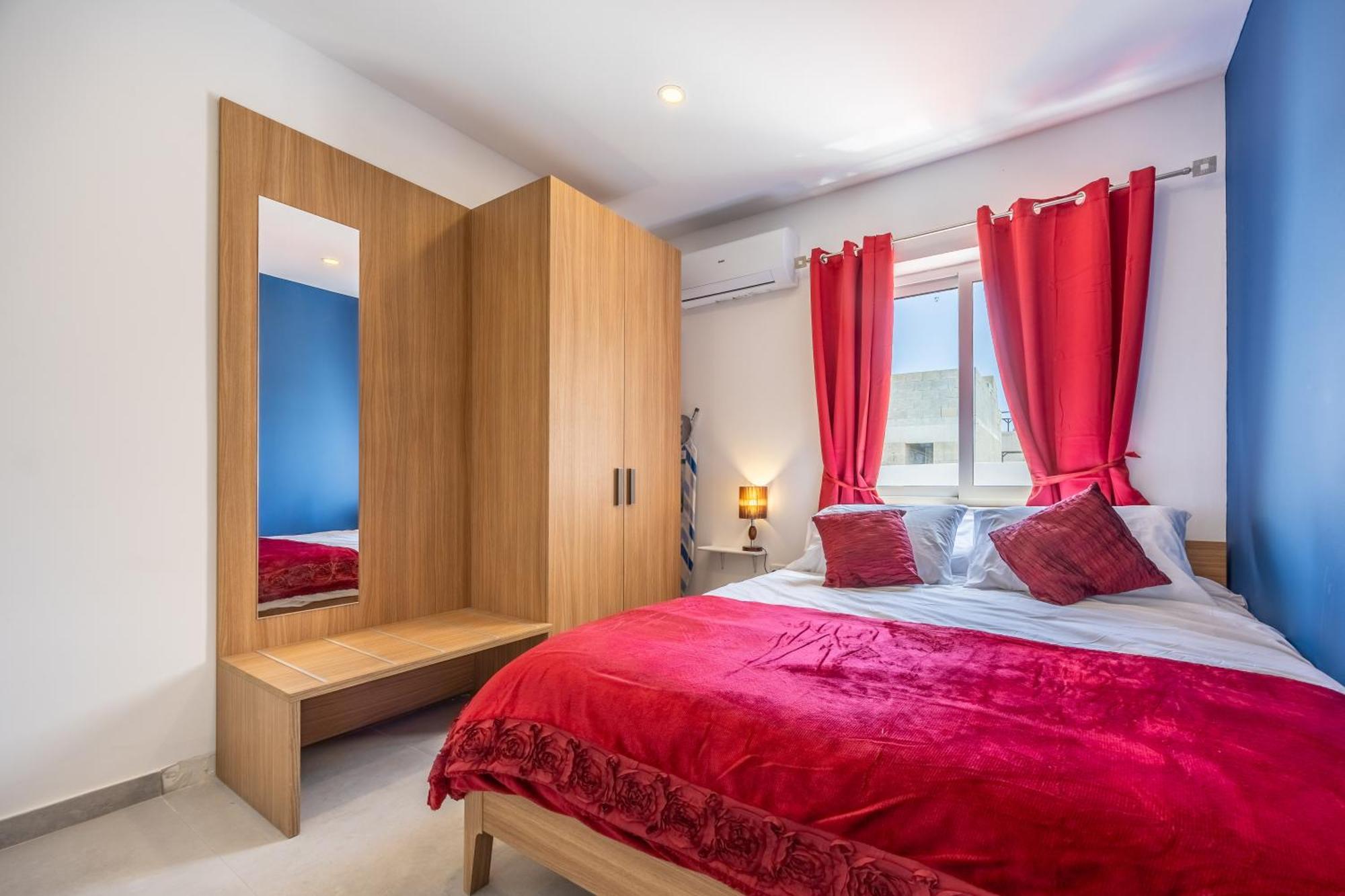 Sleek & Stylish 2Br Accommodation With Large Private Terrace - Close To Saint Julian'S & Tigne Shopping Mall Sliema Luaran gambar